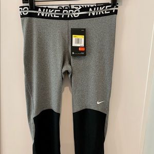 Nike Pro Tight Fit 7/8 length Tights - Brand New w/ Tags -Size S , Black & Grey
